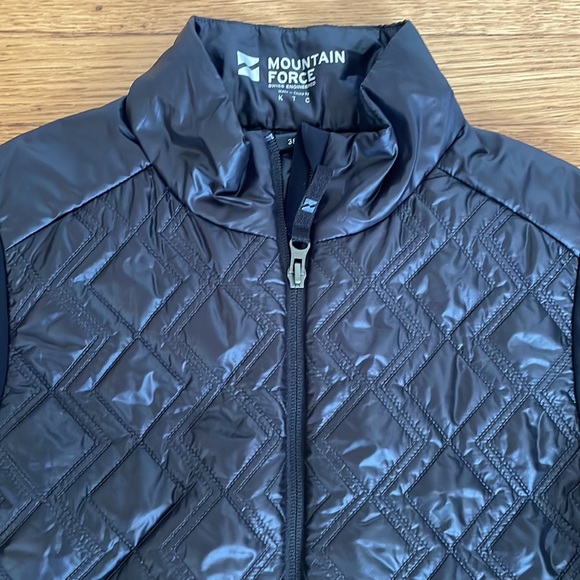 Mountain force thin puffa vest with zip - Picture 2 of 3